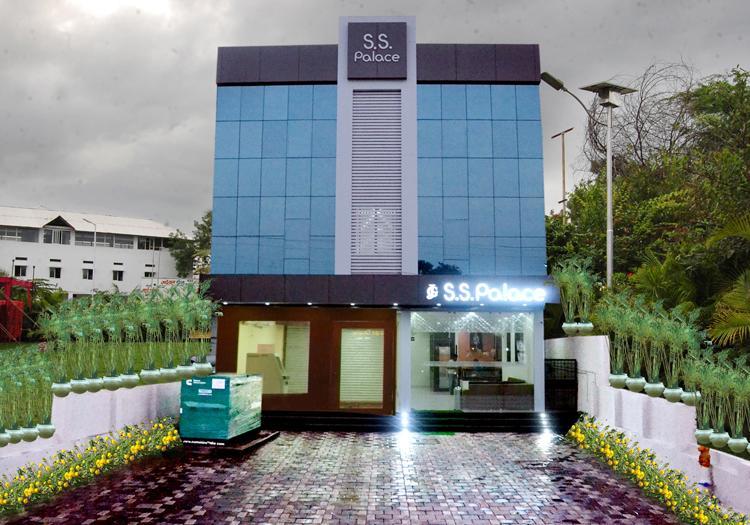 Hotel S S Palace Shirdi Exteriör bild